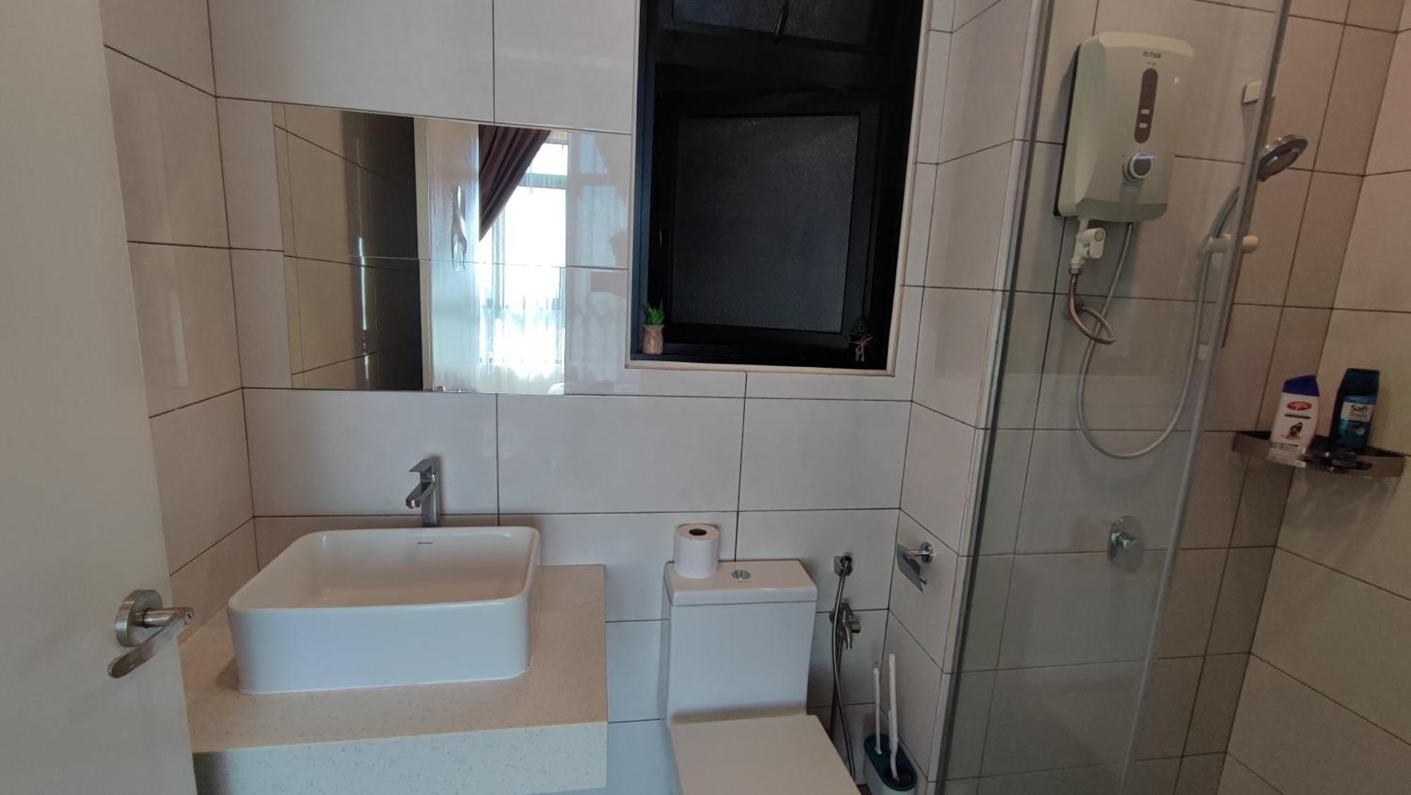 Ioi Mall 3bedrm 2bath Prime Video Pangsapuri *